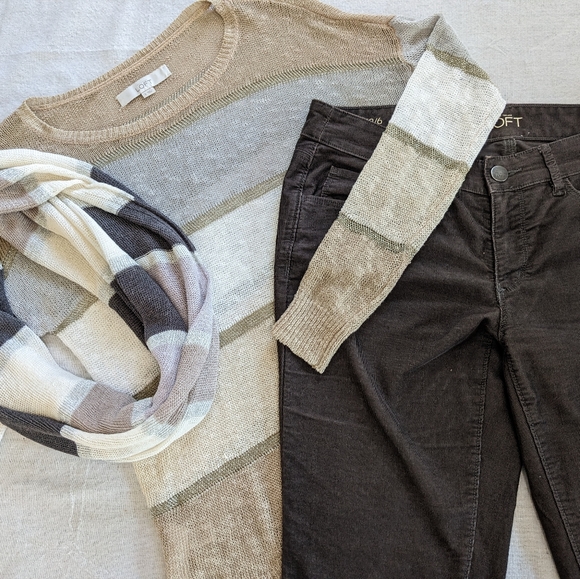 LOFT Modern Straight fine corduroy pants, jeans. Dark Taupe. Size 28/6 - Picture 6 of 6